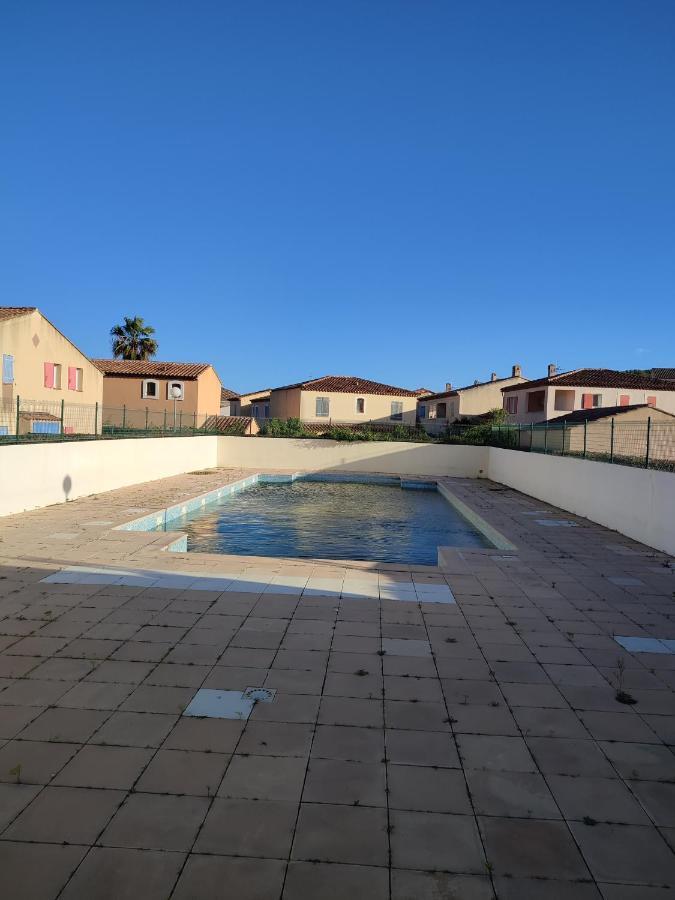Villa Club T2 A Mar Vivo, Plages A Pieds, Piscine La Seyne-sur-Mer Exterior photo